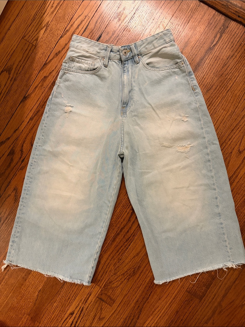 Zara Light Blue Distressed Denim Jorts